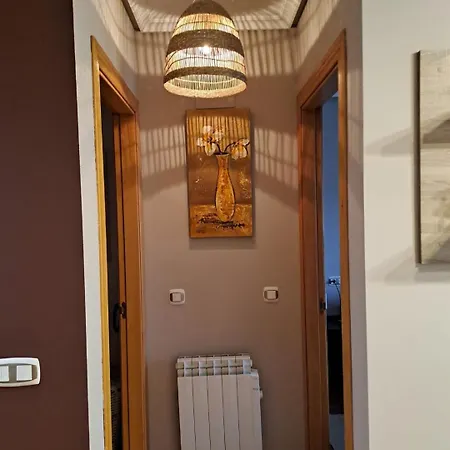 Roma 8 Casa Lola * Oviedo